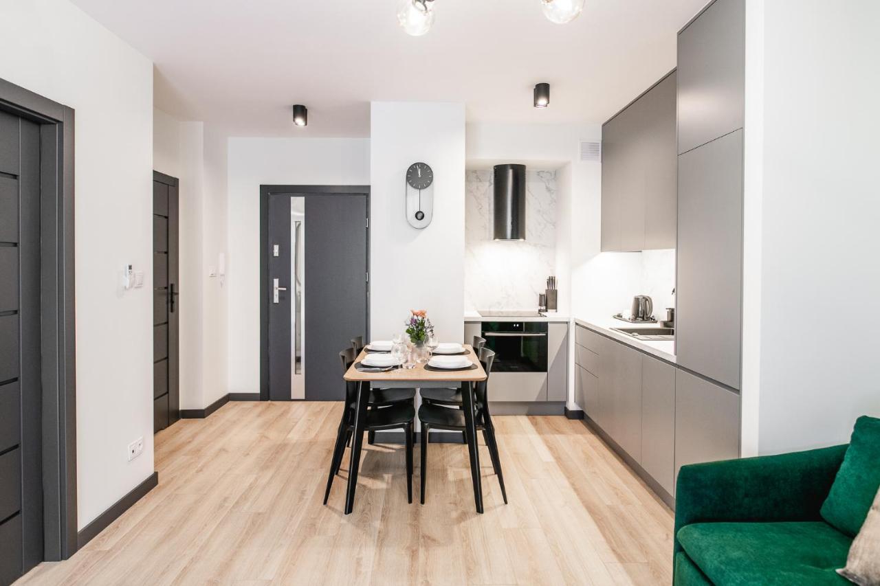 Mkm Apartments Lublino Esterno foto