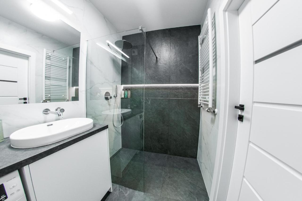 Mkm Apartments Lublino Esterno foto